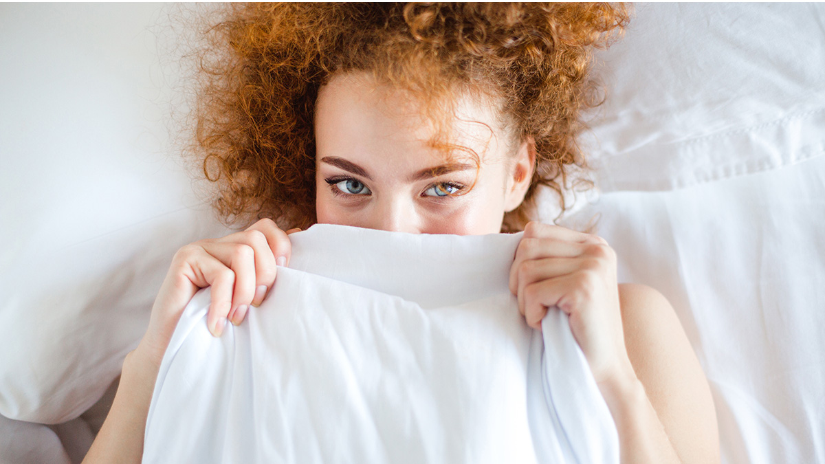 190424135649_woman_bed