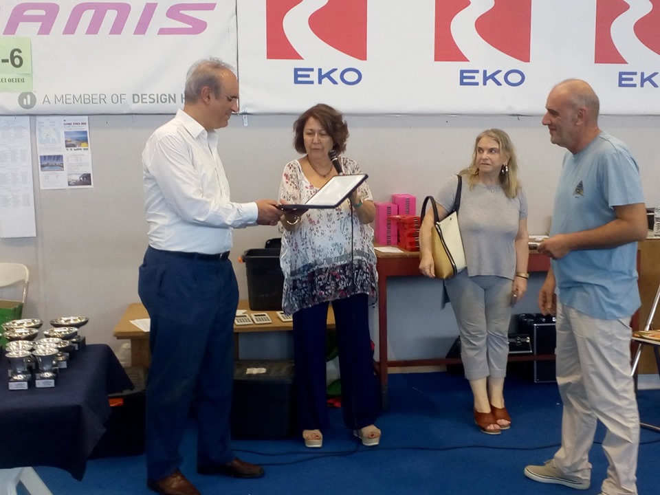 28ο Φεστιβάλ Μπριτζ Ανθοκομικής 2019 - απονομή πλακέτας σε δήμαρχο Θωμάκο