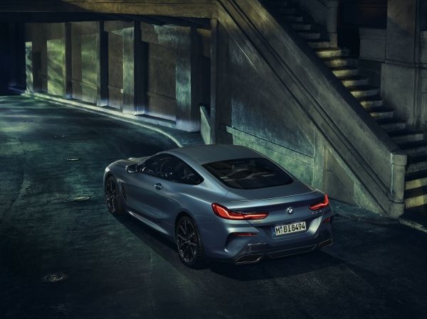 P90335193_lowRes_the-bmw-m850i-xdrive
